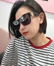 Picture of Givenchy Sunglasses _SKUfw44600660fw